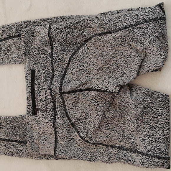 Lululemon Leggings - Picture 7 of 8